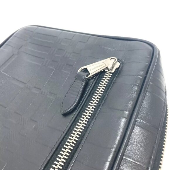 BURBERRY Check pattern Embossed Clutch Bag Pouch Black/SilverHardware - Picture 8 of 13